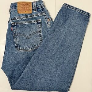 Vintage womens Levi's 550 Jeans Sz 14 Pet. M Relaxed Fit Tapered Leg Made in USA